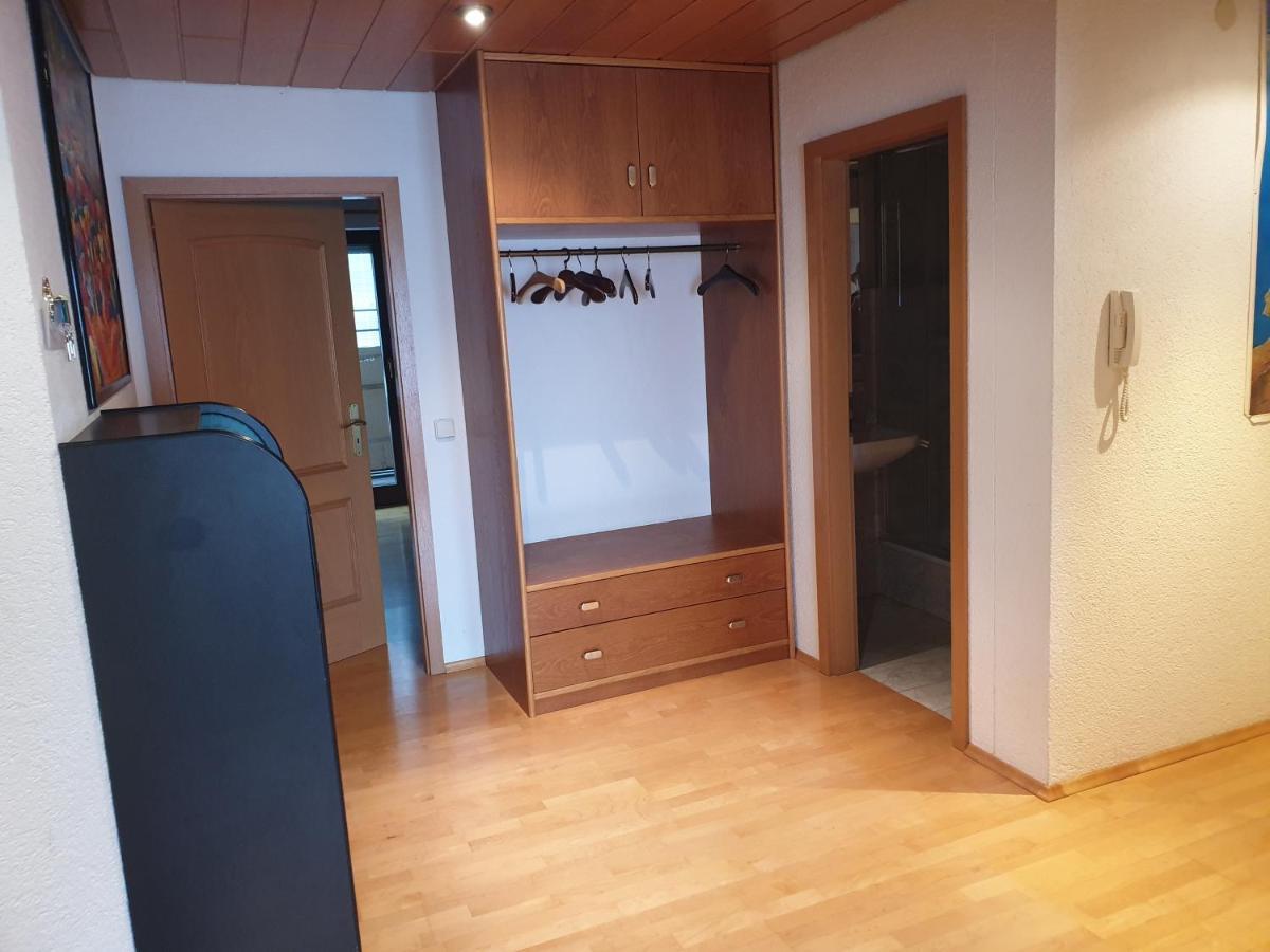 Wohnung Fuer 4 Personen, 2 Schlafzimmer, 2 Parkplaetze, Wlan Konstanz Eksteriør billede